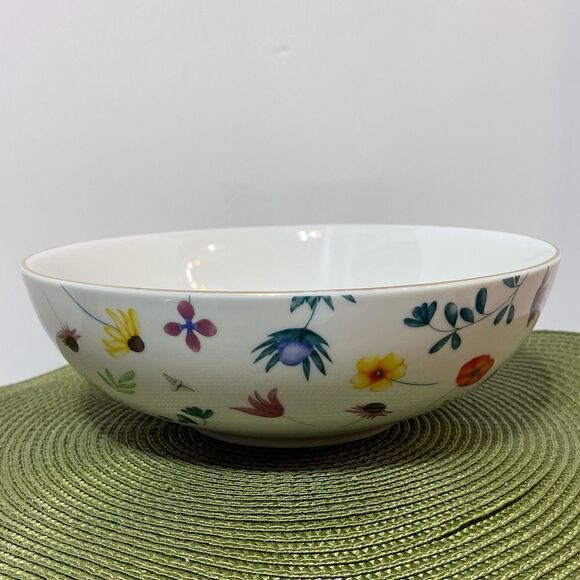 Disney Winnie the Pooh with Flowers Serving Bowl NWT - Picture 3 of 5